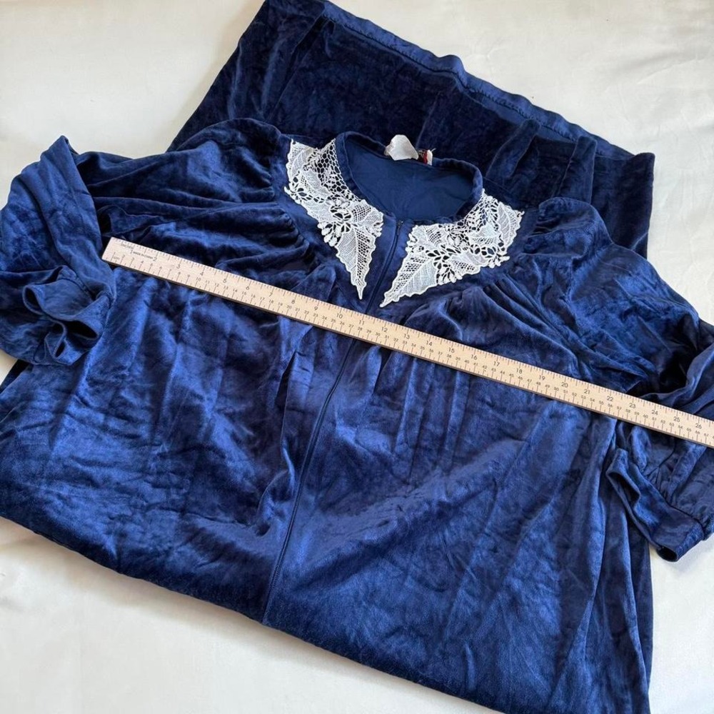 vintage‎ navy blue velvet nightgown Anne Leslie size medium - Picture 3 of 4